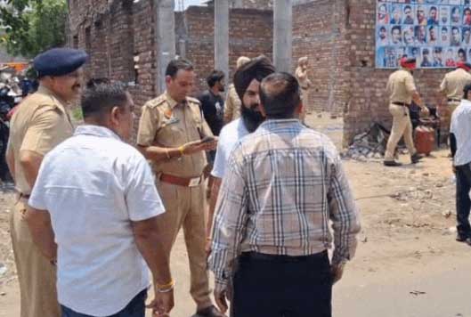 जालंधर में नशा तस्कर के ढाबे पर चला बुलडोजर।