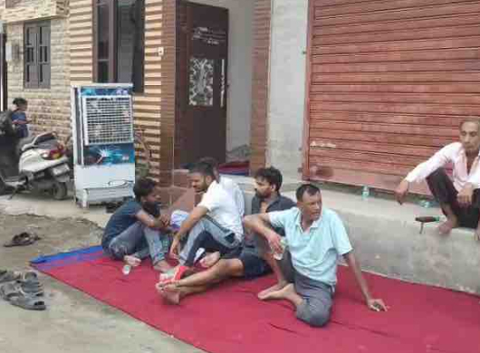 मृतक के घर की फोटो।
